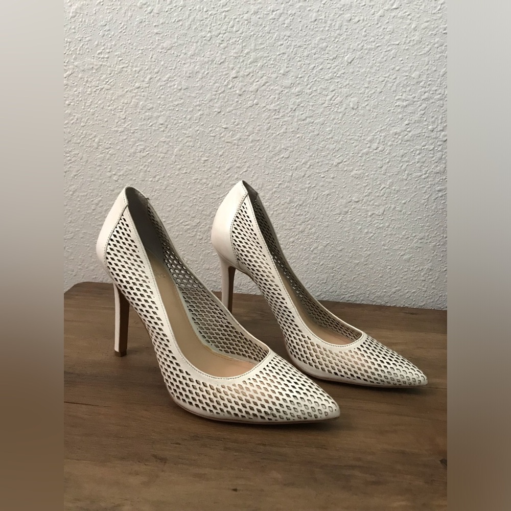 Vince Camuto Women's Pointed-Toe Perforated Pumps in Cream Picket Fence 7.5